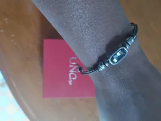Brazalete UNOde50 sin usar.