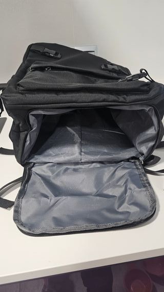 Mochila Negra 40x30x20