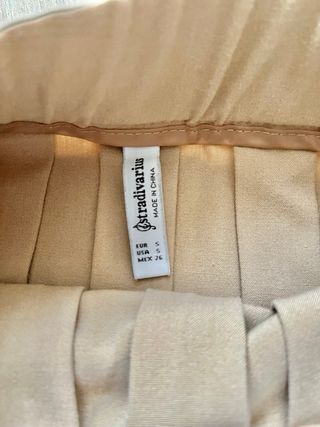 Falda Stradivarius Talla S Beige Plisada