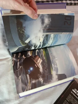 Trilogía Fundación edición ilustrada+libro regalo