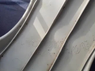 Tapacubo Toyota Yaris