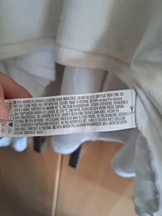 Top manga larga Forever 21 blanco talla L