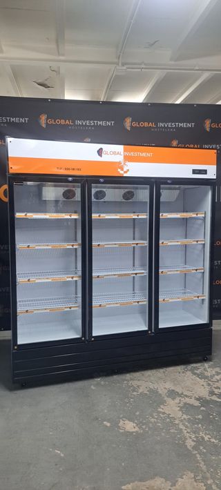Neveras expositoras de bebidas nuevas