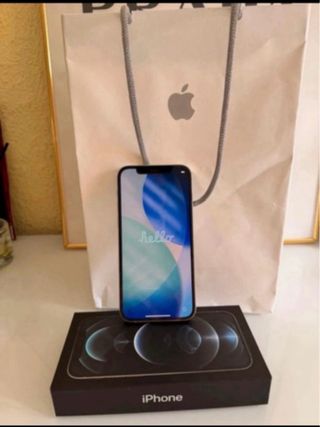 iPhone 12 Pro + regali