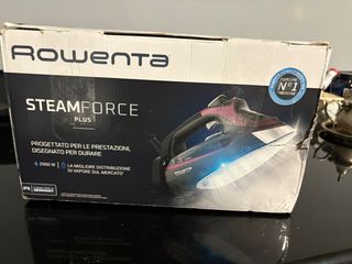 Rowenta SteamForce Plus Ferro da stiro