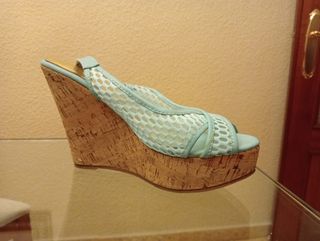 Sandalias de cuña color verde azulado