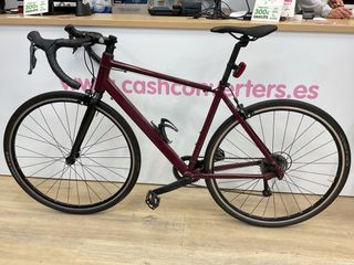 Bicicleta de carretera Decathlon color burdeos