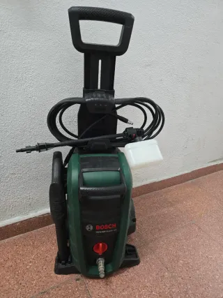 Hidrolimpiadora Bosch UniversalAquatak 135