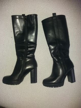 Stivali neri con plateau e tacco 36