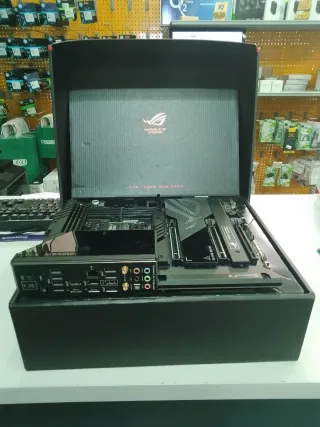 Placa Base ASUS ROG Maximus Z790 Hero