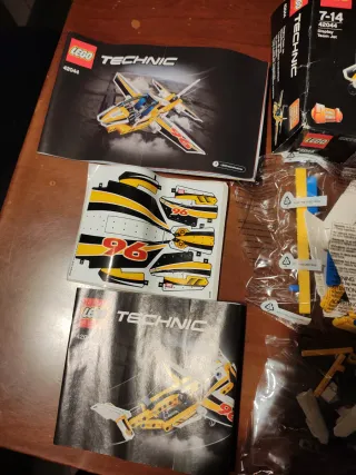 Lego Technic Jet 42044