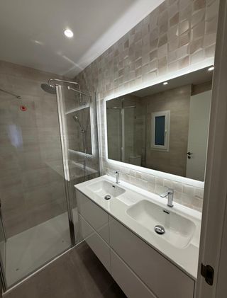 Reformas de Baños Modernos en Asturias