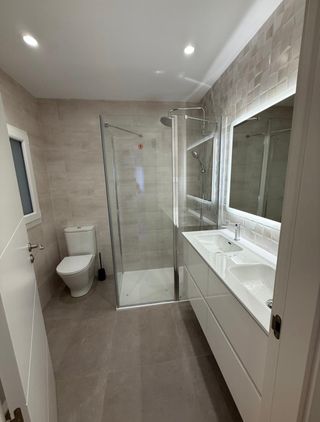 Reformas de Baños Modernos en Asturias