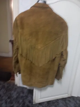 Chaqueta de ante con flecos