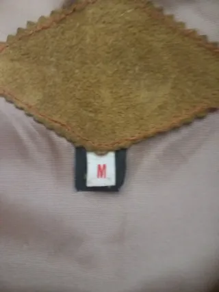 Chaqueta de ante con flecos