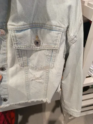 Chaqueta tejana desgastada