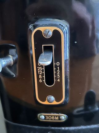 Macchina da cucire Singer anni '60 perfettamente