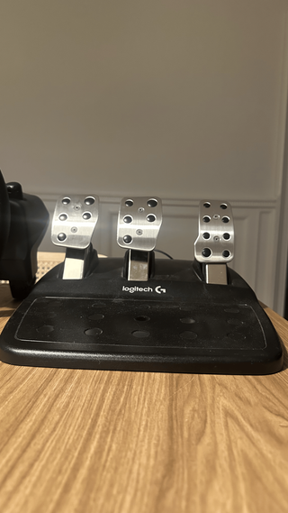 Logitech G29 Driving Force – Volante y pedales