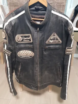 Chaqueta de Moto Negra con Parches cueroenvejecido