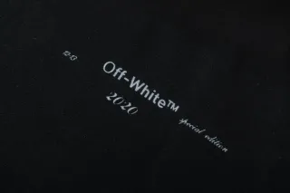 Camiseta negra básica