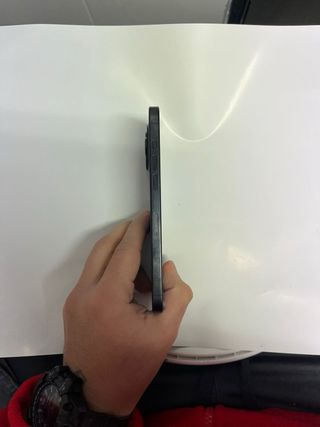 iPhone 15 Pro Max 89% Batteria