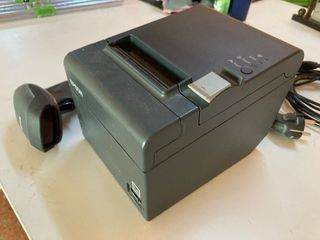 Impresora Epson Negra y Gris