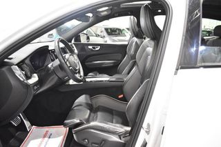 Volvo XC60 R-DESIGN 2.0 T6 RECHARGE AWD 341 CV