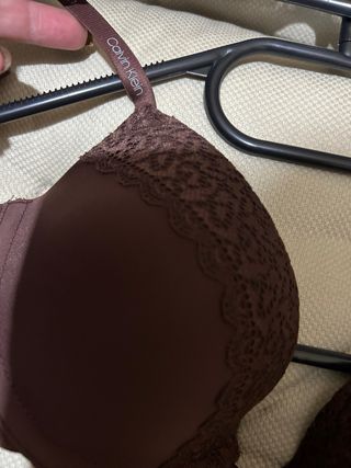 Lote 2 Sujetadores Calvin Klein/Intimissimi 85B