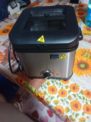 Mini Friggitrice QUIGG 900W