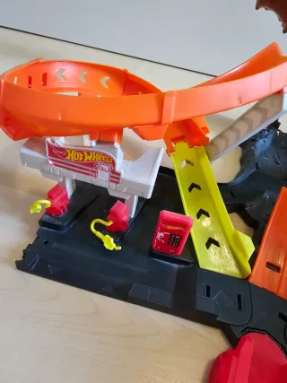 Pista Hot Wheels Gorila Tóxico