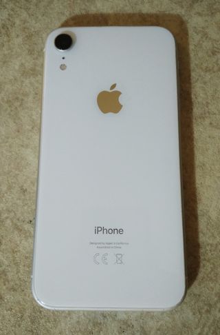 Apple iPhone XR - 128 GB