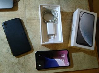 Apple iPhone XR - 128 GB