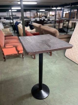 Mesa Bar Cuadrada Negra y Marrón