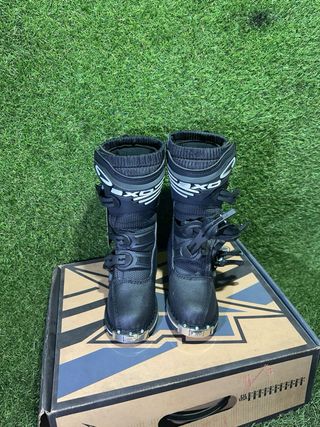 Bota Cross AXO Drone T30
