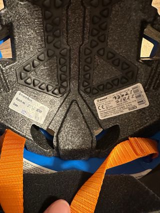 Casco de escalada infantil azul