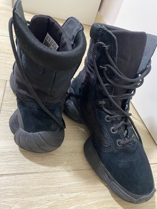 Botas Tácticas Adidas Yeezy 500 High