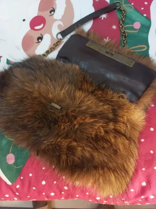 Bolso pelo sintético Stradivarius marrón