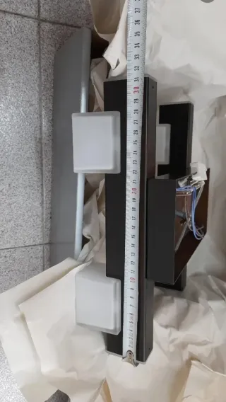 Lámpara de techo moderna negra y blanca