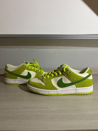 Nike SB Dunk Low Green Apple