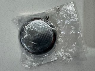 Portapillole rotondo decorato bacio Klimt