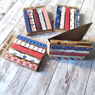 Pinzas decoradas a mano