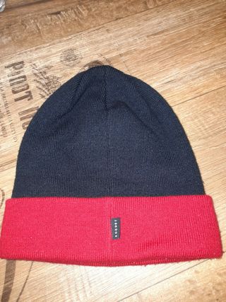 Cappello Jordan nero e rosso