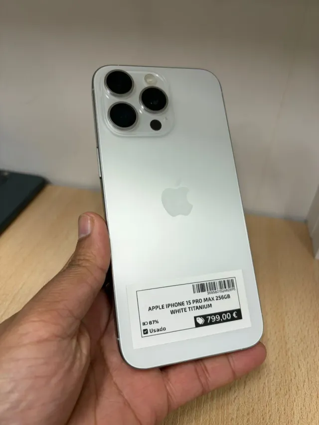 iPhone 15 Pro Max 256gb