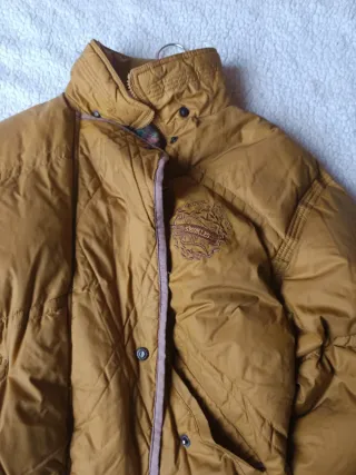 Chaqueta de Plumas Dorada Mujer