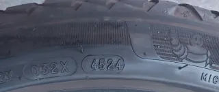 Neumáticos 255/40 R19 100Y