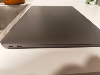 MacBook Air M1 – 16GB RAM – 500GB SSD