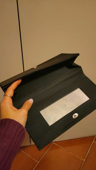 Pochette nera elegante