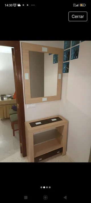 Mueble recibidor madera y cristal