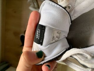 Zapatillas Vans Altas Negras y Blancas