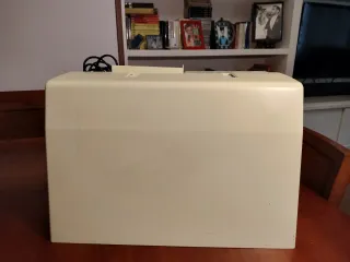 Máquina de coser Husqvarna Lily 535